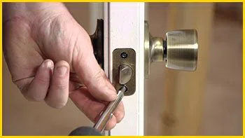 Metro Locksmith Services Charlestown, MA 617-466-3734 - 14-install-new-lock